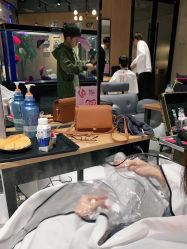 -T8 SALON
