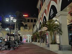 -佛罗伦萨小镇广佛名品奥特莱斯(疏港路店)