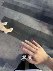 -UGIRL有个美甲