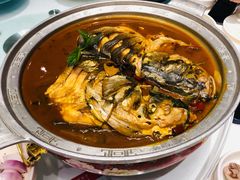 红焖南湾大鱼头-解家河南菜(商鼎路店)