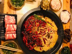-黄潇洒老火锅(九眼桥宏济巷店)