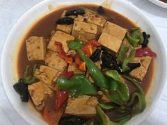 -天乐农家鱼头王(天目湖店)