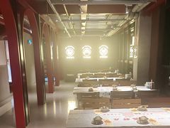 -肥肥虾庄·金牌油焖大虾(杨园滨江时代walk店)