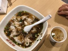 -双燕楼·手工馄饨·汤面小吃(世纪汇店)
