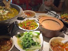 -小凤庭·地道湖北菜武昌鱼·藕汤(38年黄鹤楼店)