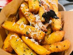 黑松露薯条-IL TEATRO 精品意大利餐厅