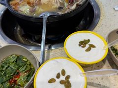 -九寨特色牦牛肉汤锅 羊肉汤锅