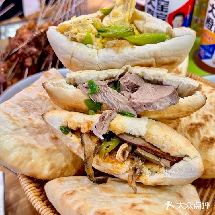 来西安必吃的。。。水盆羊肉