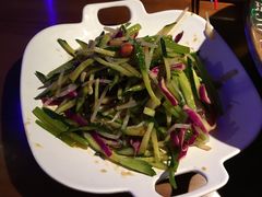 东北大拌菜-胖哥俩肉蟹煲(济南世茂国际广场店)