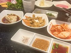 -木槿花韩式炭烤·熟成肉工坊(孙文东路店)