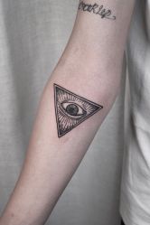 -729CLUB美式风格纹身店