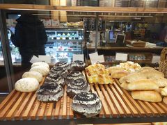 -焙丽拾光(麦凯乐直营店)