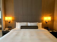 -上海滴水湖皇冠假日酒店