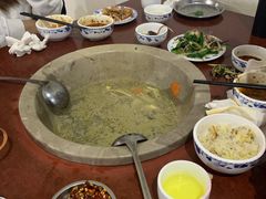 -姚记抚仙湖石锅鱼庄