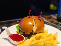 -MOSSO德国餐厅·音乐酒吧(环宇荟店)