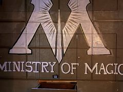 -逃脱反斗城沉浸剧情密室(北京路店)