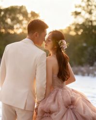 -雪中彩影婚纱摄影·微光艺术中心