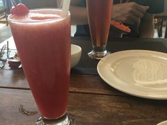 西瓜汁，蔓越莓汁超酸-Kata cuit Restaurant