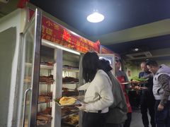 -灌县老妈砂锅串串香(万科红生活广场店)