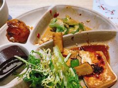 -素满香·全民食养自助(长宁龙之梦店)