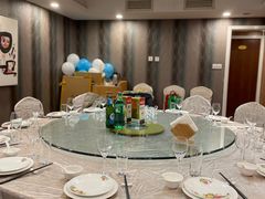 -黄浦江游览十六铺3号码头网红自助餐