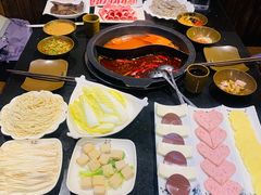 -宽板凳老灶火锅(簋街店)