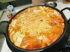 -博姆炸鸡精品餐厅(常发广场店)