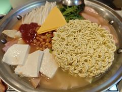 -富乐满 炸鸡&韩国料理 불로만(虹泉路店)