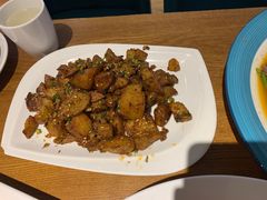 渣渣土豆-三猫黑鱼花(南大店)