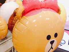 -LINE FRIENDS Garosu-gil Flagship Store