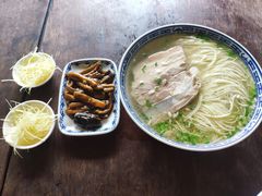 枫镇大肉面肉13面17-同得兴 Since·1995 传统苏式面馆(嘉馀坊店)