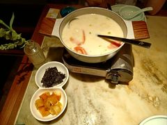 豆浆一锅鲜-佬麻雀·新湘菜(东方宝泰店)