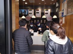 等位区-茶颜悦色(花样汇店)