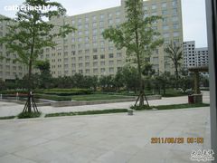 餐厅座位望出去-天津滨海圣光皇冠假日酒店
