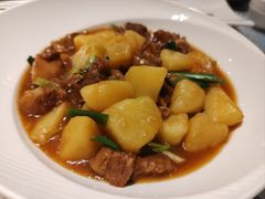 土豆牛腩-巴扎美食·新疆菜·西域歌舞表演餐厅(新疆大厦店)