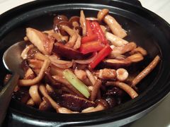 烧汁干烧云南鲜菌-陶陶居海鲜酒家(新马路店)