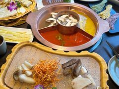 -滇釜火锅·能喝汤的火锅(车公庄店)