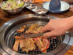 -明洞阿姨·韩式酱蟹烤肉·创意料理(三元桥店)