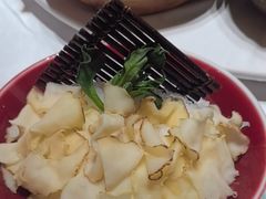 -红鼎豆捞·非遗鲍皇汤火锅(宝丰路店)