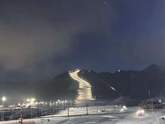 -丝绸之路山地度假区滑雪场