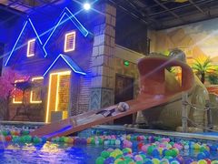 -泉城欧乐堡戏水湾艺术养生温泉