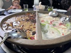 -秦巴石锅鱼