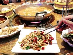 -亮欢寨酸汤鱼(沙冲路店)