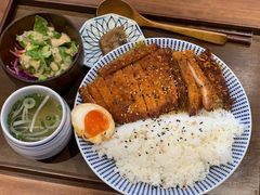 咖喱猪排饭-肥朵食堂(带梦胡同店)