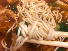 -易记皮肚面(明瓦廊店)