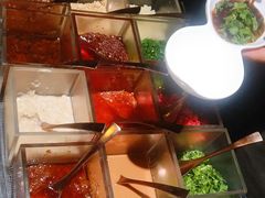 -余欢领鲜火锅(新街口店)