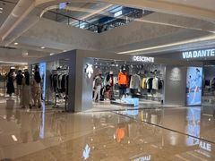 -迪桑特DESCENTE(青岛山东路万象城店)