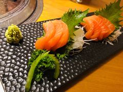 三文鱼刺身-本寻烧肉酒场(双井店)