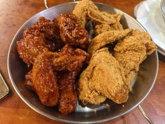 -BHC炸鸡(明洞总店)