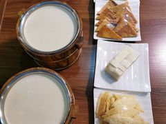 -诺敏塔拉奶茶-布里亚特包子-手把肉(锦都会店)